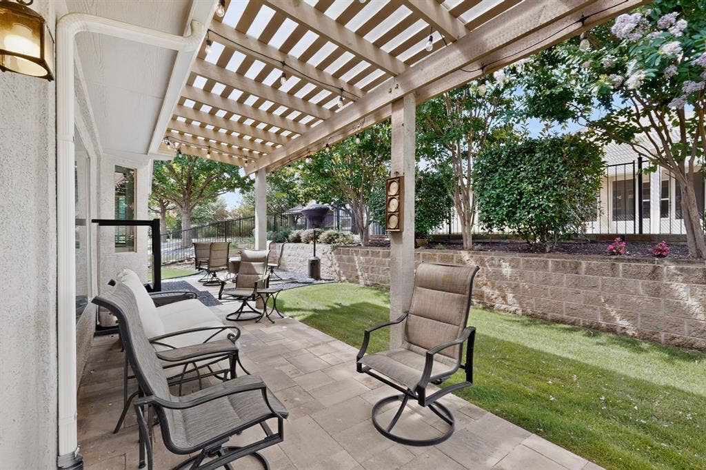 9705 Teakwood Avenue, Denton, TX 76207 9705 Teakwood Avenue, Denton, TX 76207