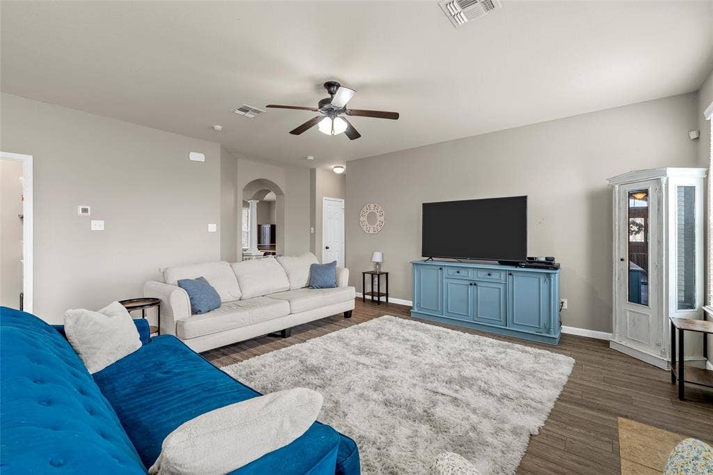 6541 Cascade Drive, Waco, TX 76712 6541 Cascade Drive, Waco, TX 76712