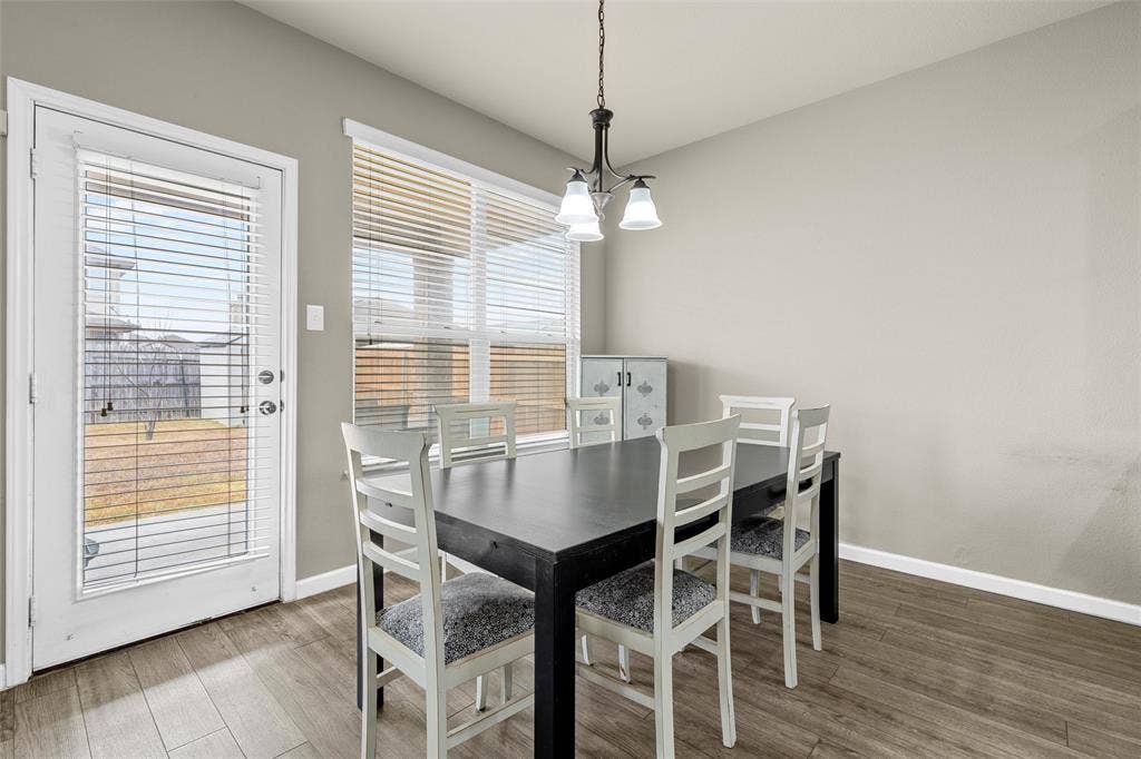6541 Cascade Drive, Waco, TX 76712 6541 Cascade Drive, Waco, TX 76712