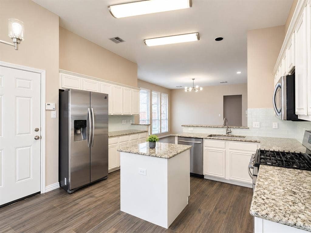 11701 Amber Valley Drive, Frisco, TX 75035 11701 Amber Valley Drive, Frisco, TX 75035