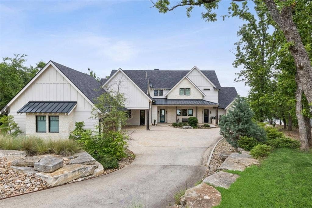 13350 Waterside Drive, Malakoff, TX 75148 13350 Waterside Drive, Malakoff, TX 75148