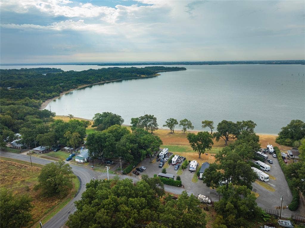 921 Pecan Point, Princeton, TX 75407 921 Pecan Point, Princeton, TX 75407