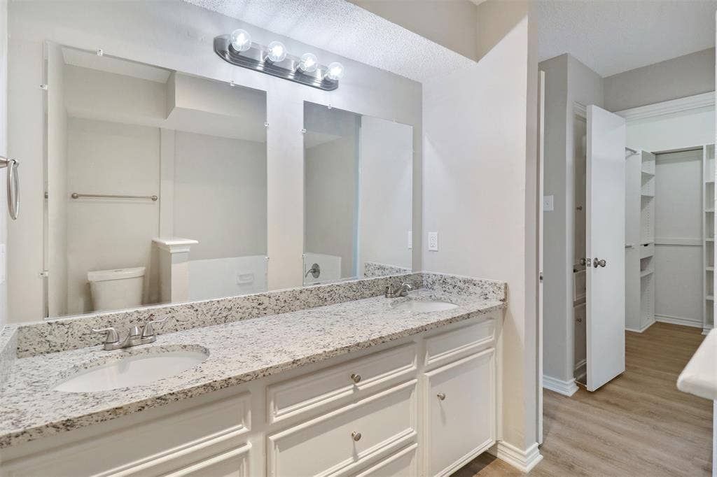 2179 Southern Place, #A, Carrollton, TX 75006 2179 Southern Place, #A, Carrollton, TX 75006
