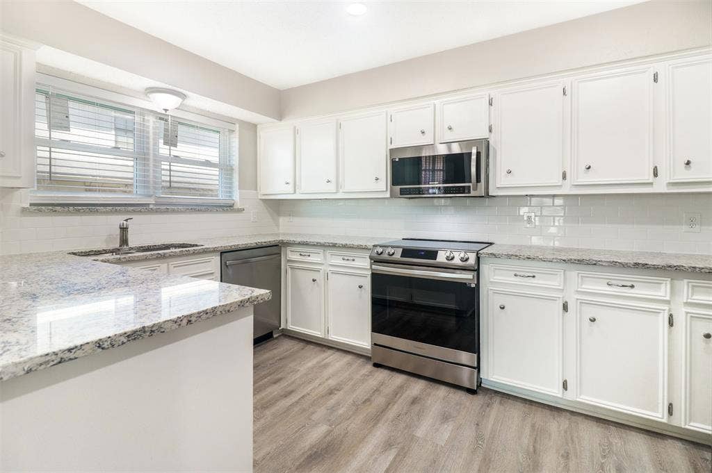 2179 Southern Place, #A, Carrollton, TX 75006 2179 Southern Place, #A, Carrollton, TX 75006