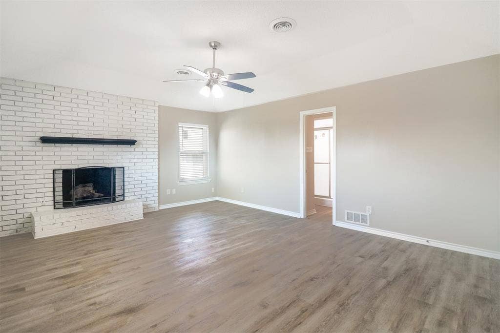 2179 Southern Place, #A, Carrollton, TX 75006 2179 Southern Place, #A, Carrollton, TX 75006