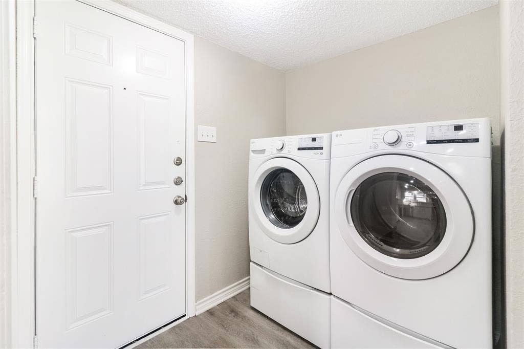 2179 Southern Place, #A, Carrollton, TX 75006 2179 Southern Place, #A, Carrollton, TX 75006