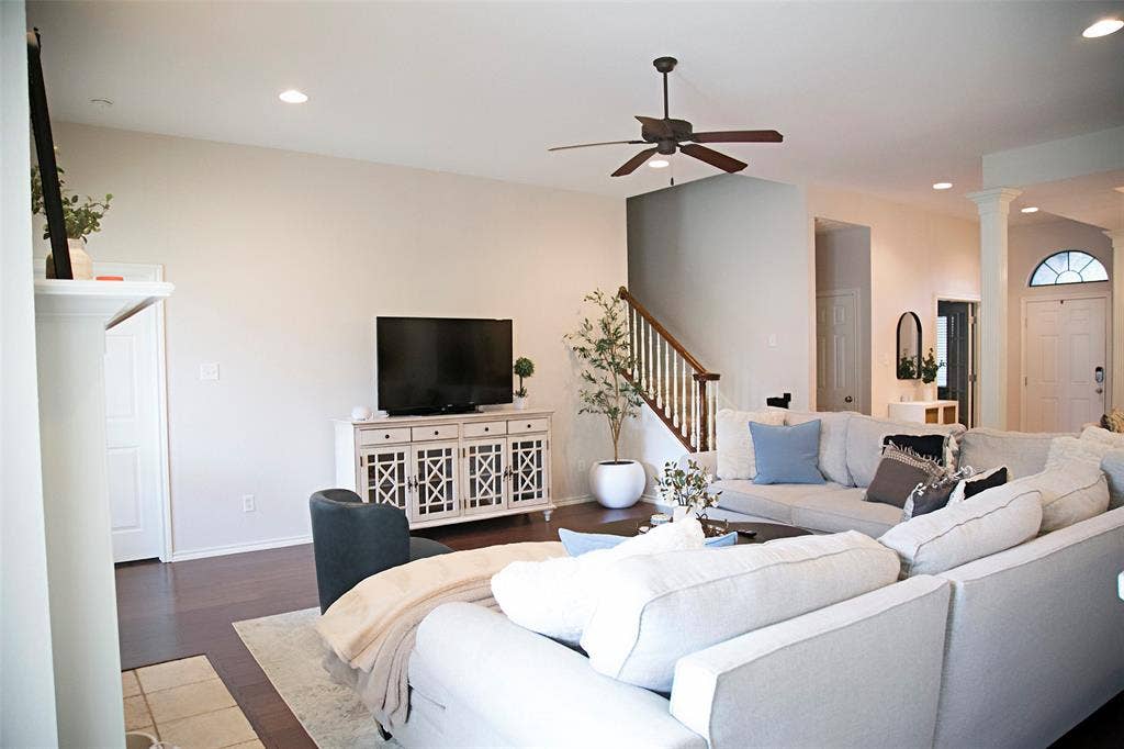 7416 Rolling Hills Drive, Benbrook, TX 76126 7416 Rolling Hills Drive, Benbrook, TX 76126