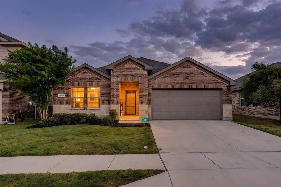 Property photo for 10345 Fort Crockett Trail, Crowley, TX