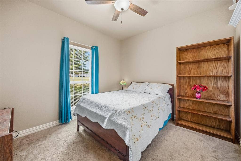 1066 Canyon Lake Road, Wills Point, TX 75169 1066 Canyon Lake Road, Wills Point, TX 75169
