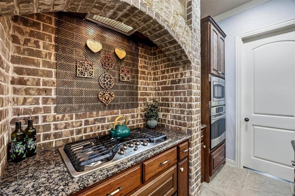 1066 Canyon Lake Road, Wills Point, TX 75169 1066 Canyon Lake Road, Wills Point, TX 75169