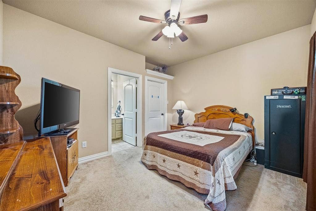 1066 Canyon Lake Road, Wills Point, TX 75169 1066 Canyon Lake Road, Wills Point, TX 75169