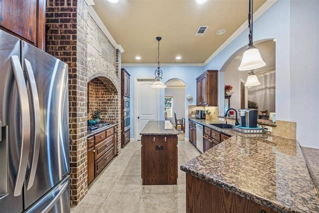1066 Canyon Lake Road, Wills Point, TX 75169 1066 Canyon Lake Road, Wills Point, TX 75169