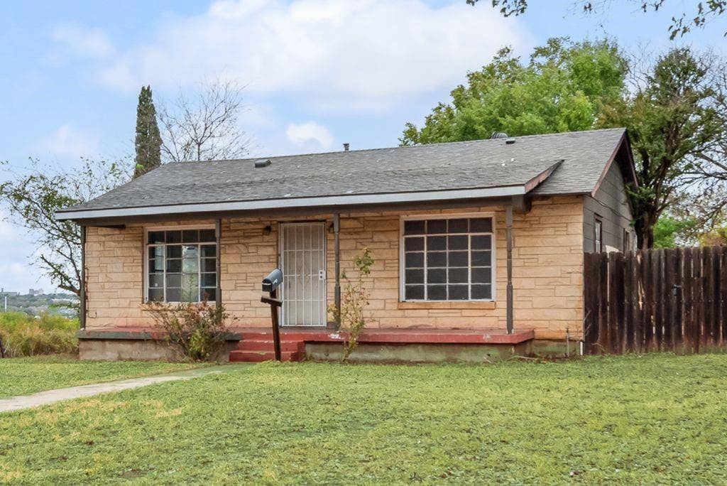 2301 Annabelle, Fort Worth, TX 76119