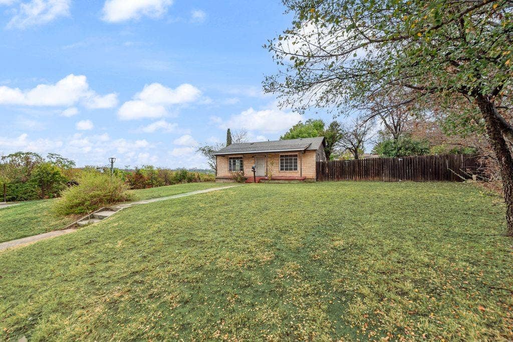 2301 Annabelle, Fort Worth, TX 76119