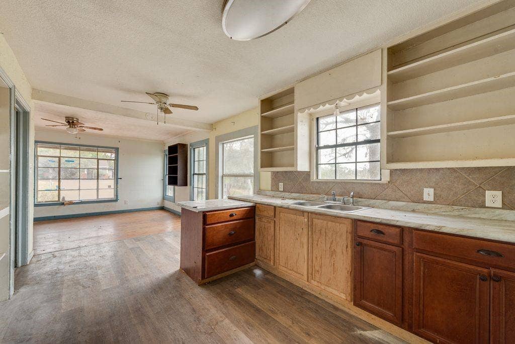 2301 Annabelle, Fort Worth, TX 76119