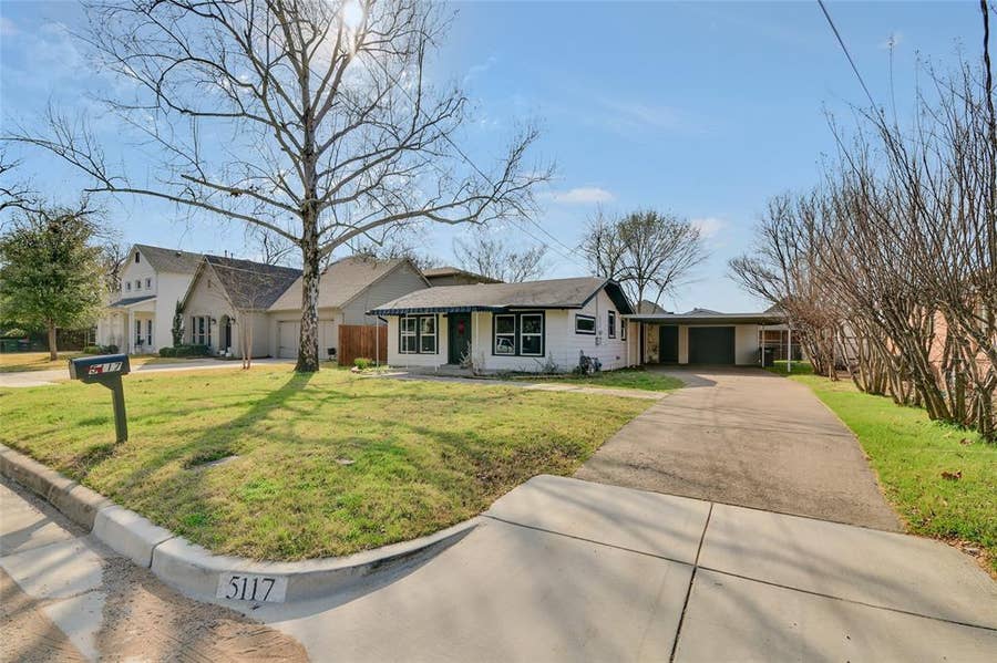 Property photo for 5117 Slate Street, Fort Worth, TX