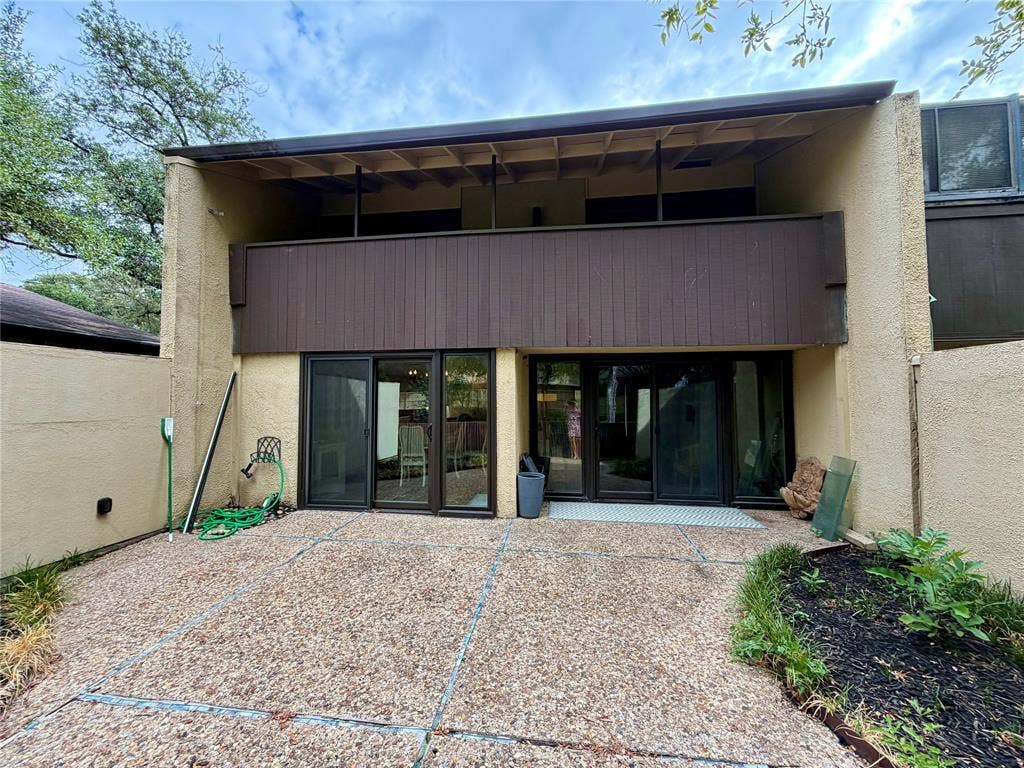 1201 Portales Lane, #Bldg L, Irving, TX 75061 1201 Portales Lane, #Bldg L, Irving, TX 75061