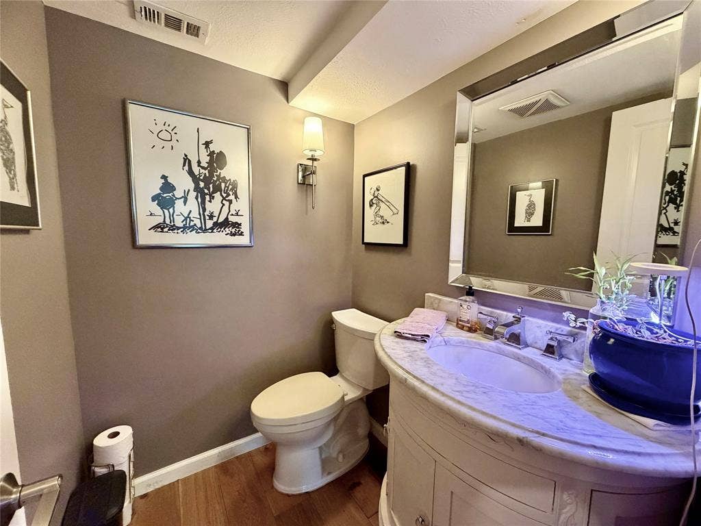 1201 Portales Lane, #Bldg L, Irving, TX 75061 1201 Portales Lane, #Bldg L, Irving, TX 75061