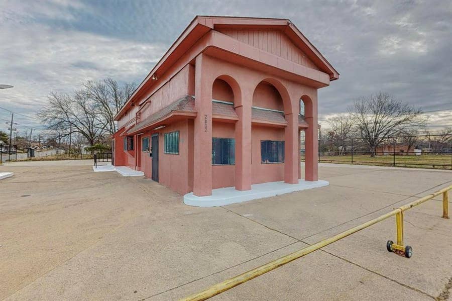 Property photo for 2802 Lagow Street, Dallas, TX