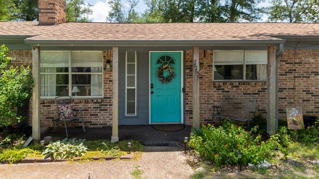 225 Powell Drive, Tyler, TX 75703 225 Powell Drive, Tyler, TX 75703