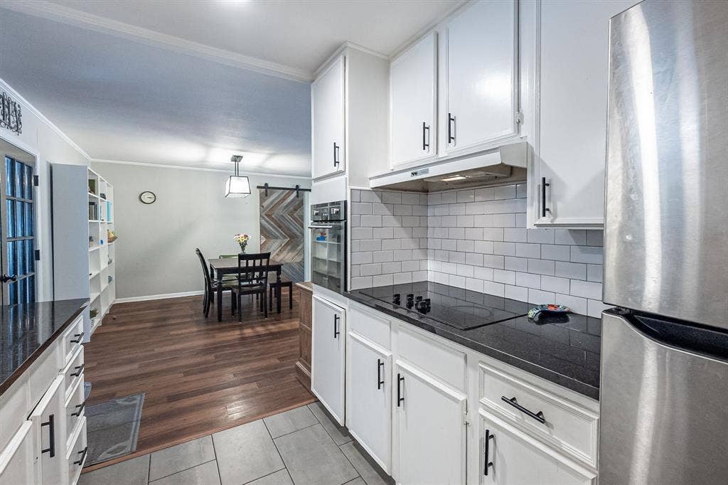 225 Powell Drive, Tyler, TX 75703 225 Powell Drive, Tyler, TX 75703