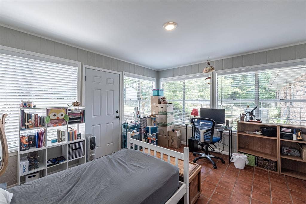 225 Powell Drive, Tyler, TX 75703 225 Powell Drive, Tyler, TX 75703