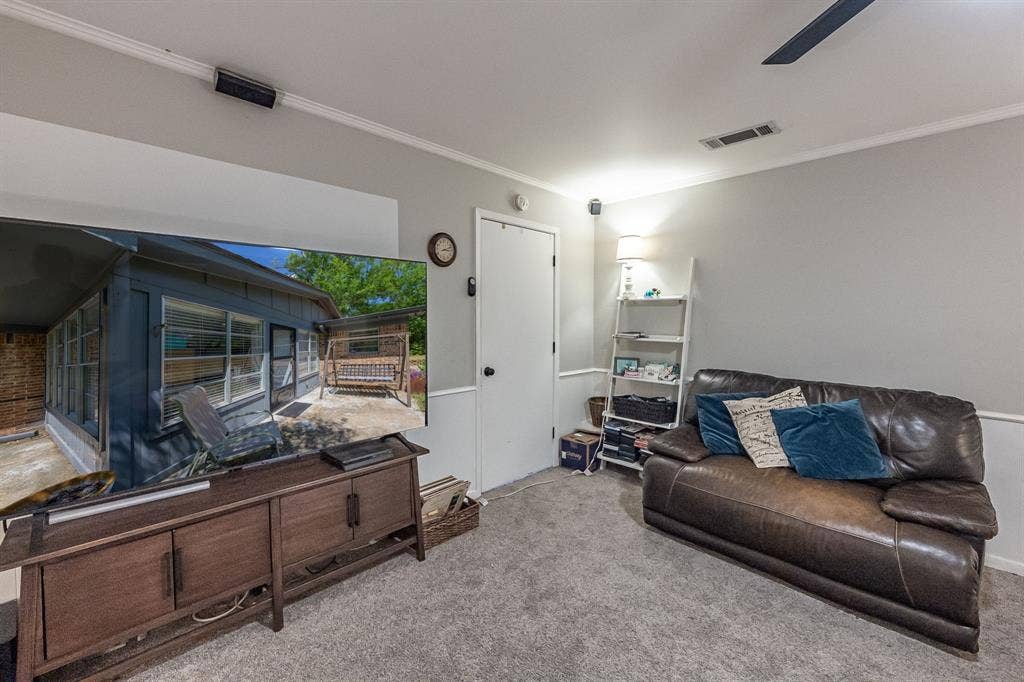 225 Powell Drive, Tyler, TX 75703 225 Powell Drive, Tyler, TX 75703