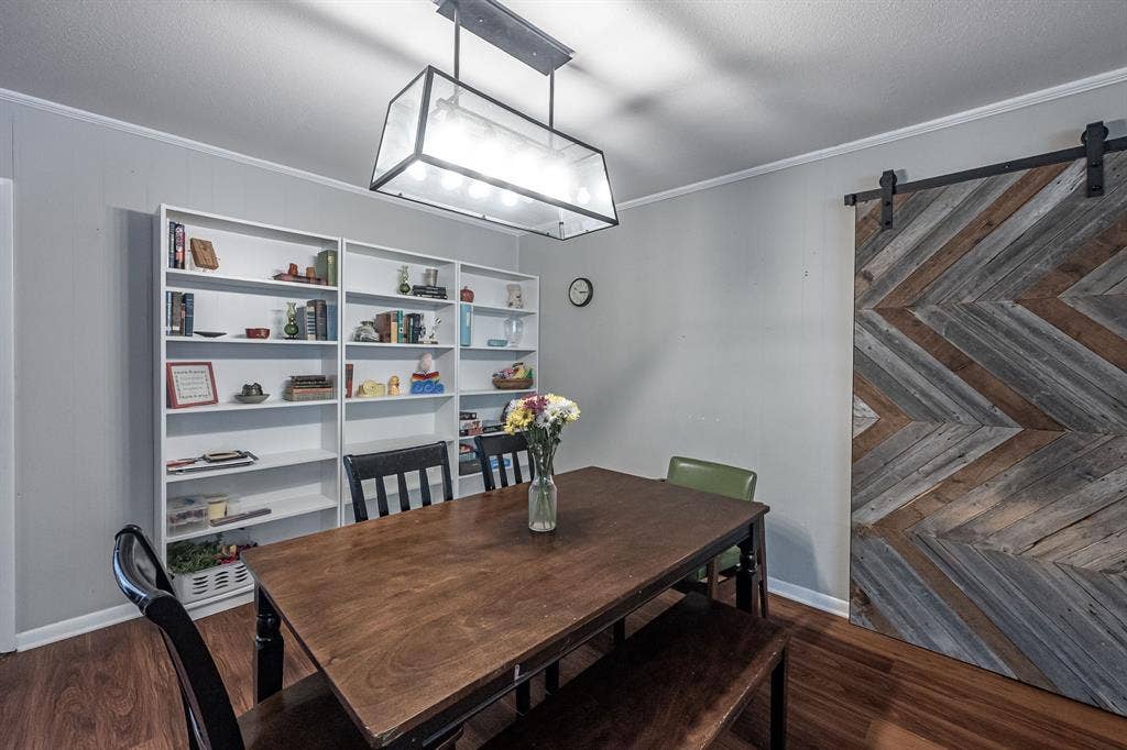 225 Powell Drive, Tyler, TX 75703 225 Powell Drive, Tyler, TX 75703