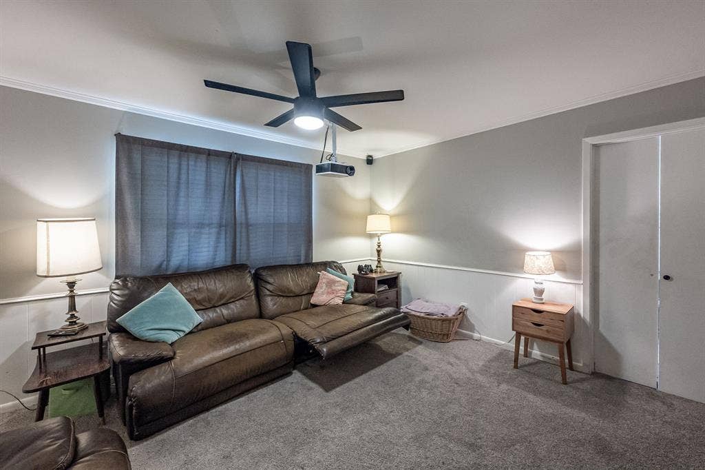 225 Powell Drive, Tyler, TX 75703 225 Powell Drive, Tyler, TX 75703