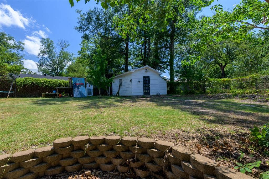 225 Powell Drive, Tyler, TX 75703 225 Powell Drive, Tyler, TX 75703