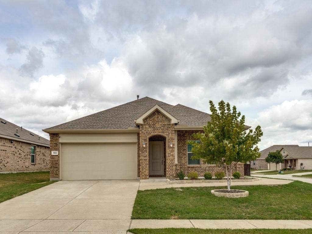 1512 Fields View Drive, Anna, TX 75409 Great drive up on this corner lot with perfect front porch to great your guest!
