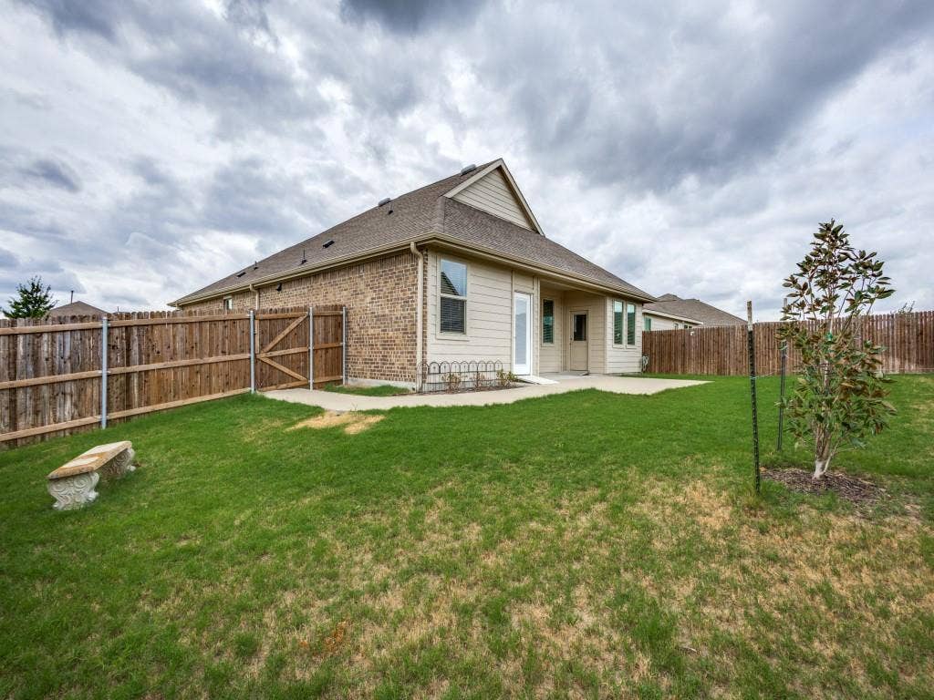 1512 Fields View Drive, Anna, TX 75409 Great sized backyard with plenty of room!