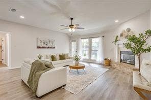 615 Rosewood Place, Joshua, TX 76058