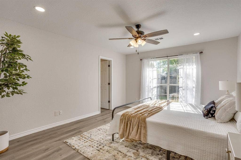 615 Rosewood Place, Joshua, TX 76058