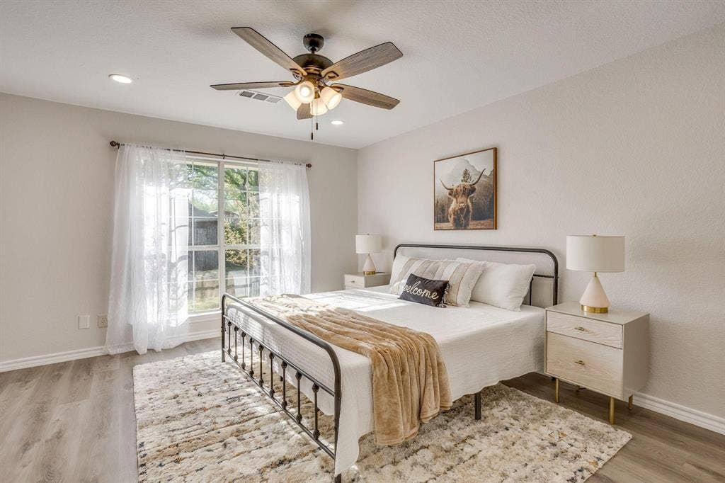 615 Rosewood Place, Joshua, TX 76058