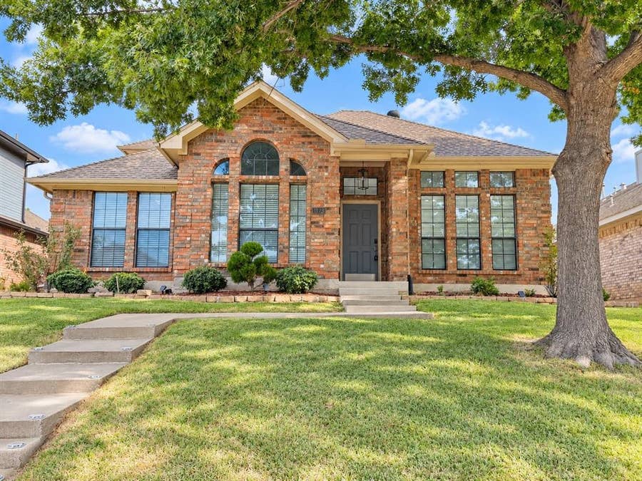 Property photo for 1123 Emily Lane, Carrollton, TX