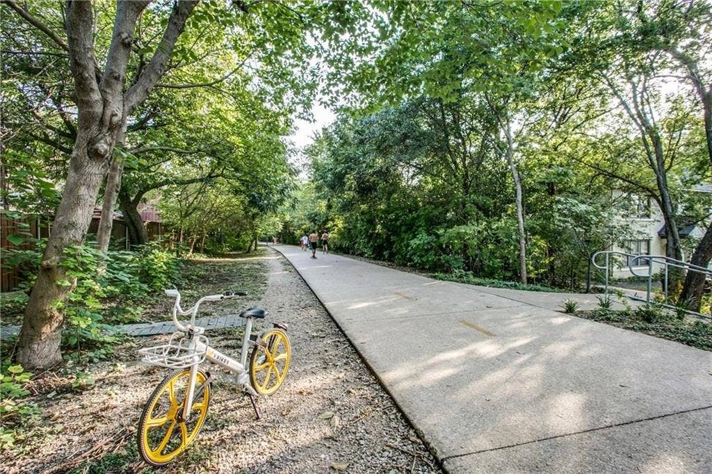 4211 Rawlins Street, #530, Dallas, TX 75219 Nearby Katy Trail
