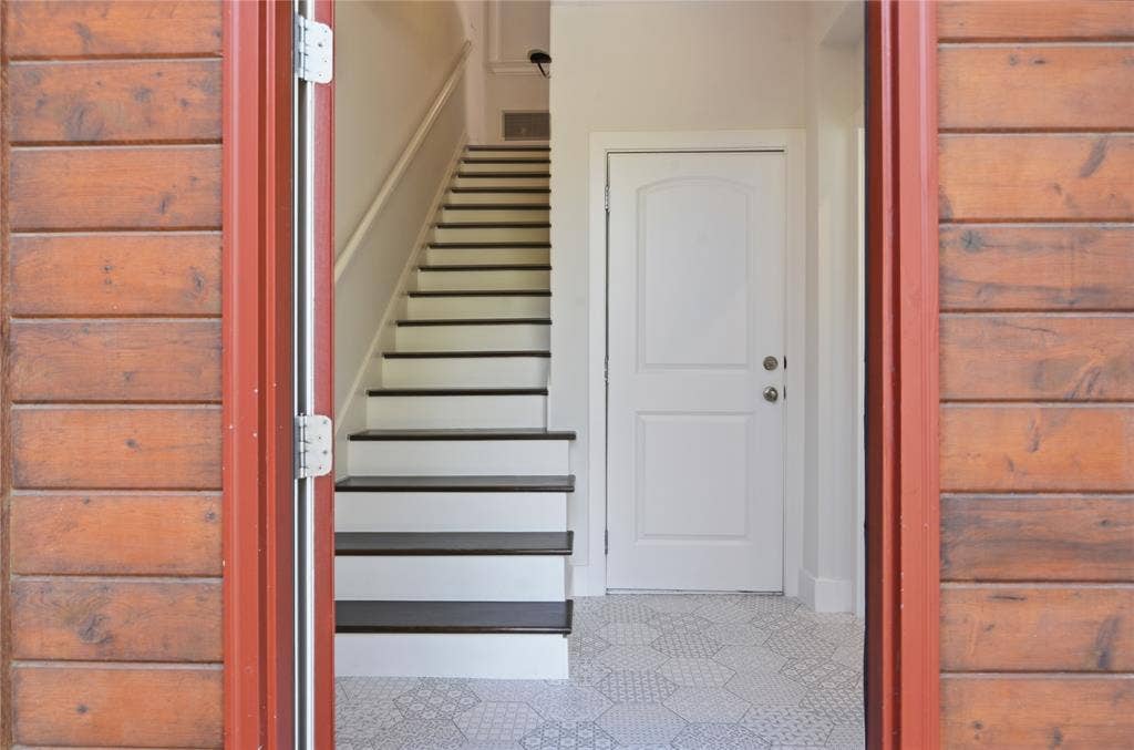 4211 Rawlins Street, #530, Dallas, TX 75219 Entry