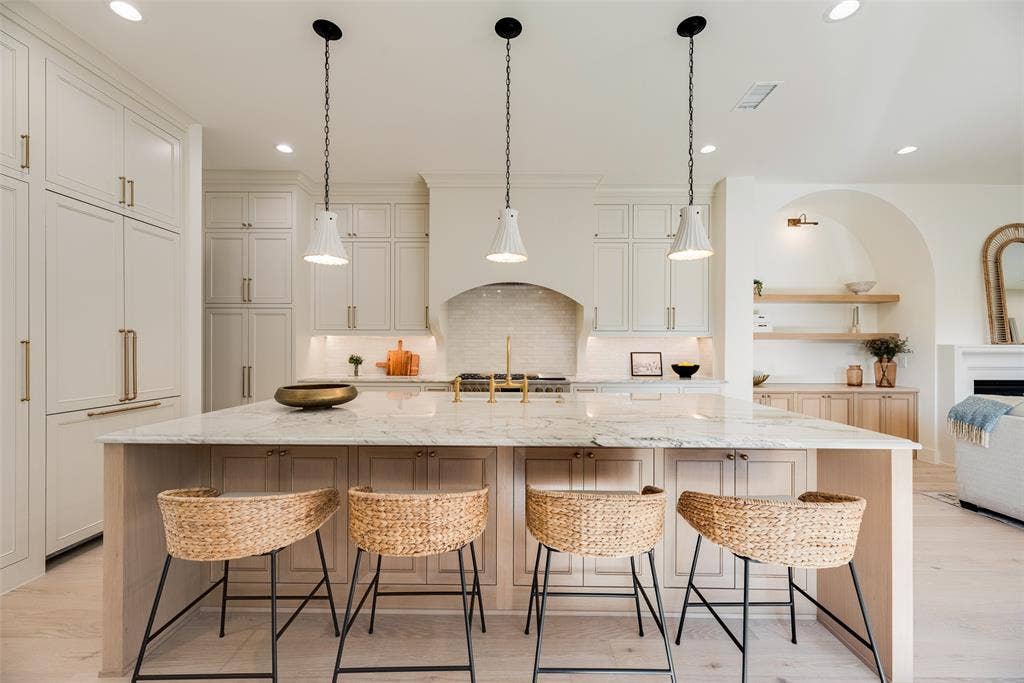 6402 Westlake Avenue, Dallas, TX 75214 6402 Westlake Avenue, Dallas, TX 75214