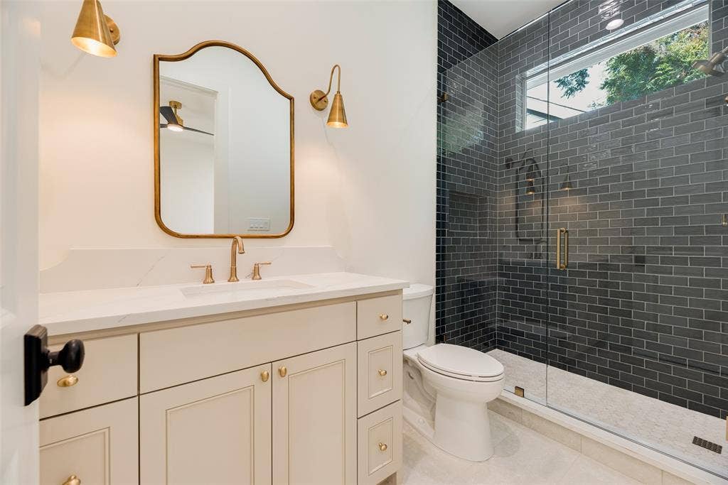6402 Westlake Avenue, Dallas, TX 75214 6402 Westlake Avenue, Dallas, TX 75214