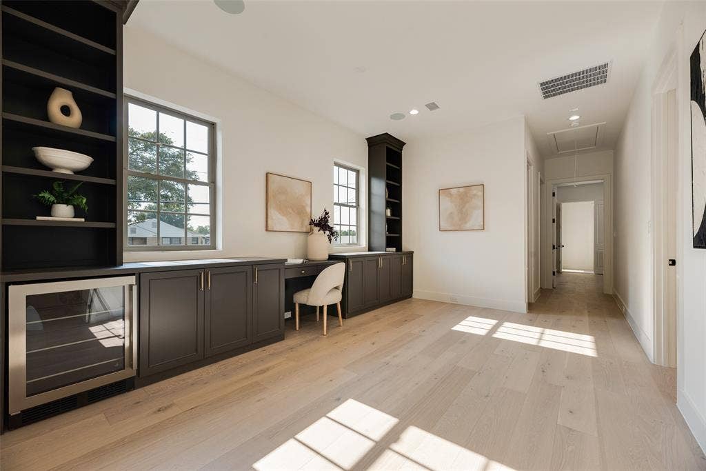 6402 Westlake Avenue, Dallas, TX 75214 6402 Westlake Avenue, Dallas, TX 75214