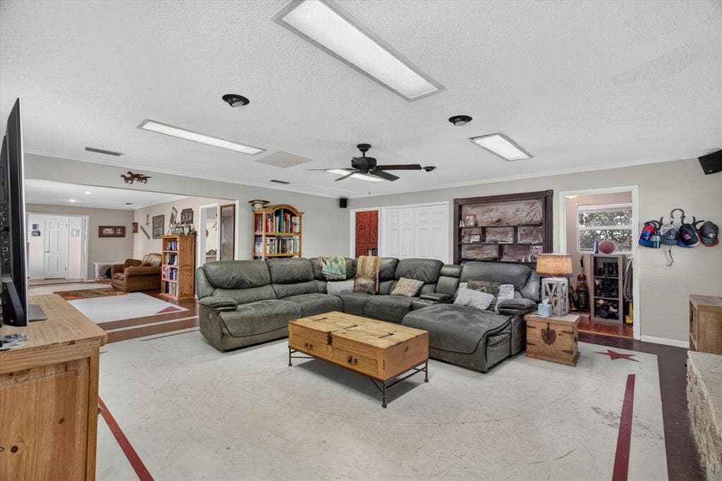 1401 Old Garner Road, Weatherford, TX 76088 1401 Old Garner Road, Weatherford, TX 76088