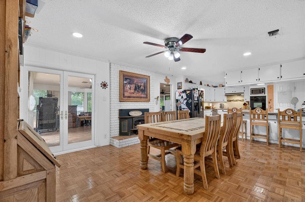 1401 Old Garner Road, Weatherford, TX 76088 1401 Old Garner Road, Weatherford, TX 76088