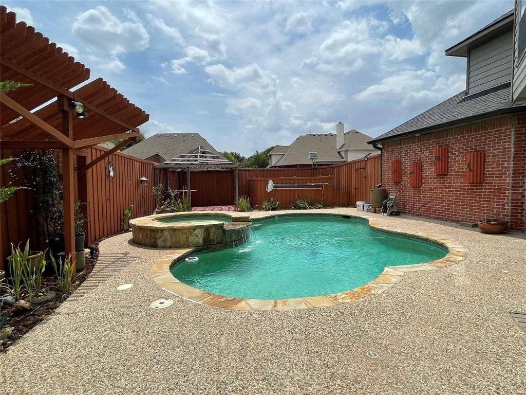 3816 Stockport Drive, Plano, TX 75025 3816 Stockport Drive, Plano, TX 75025