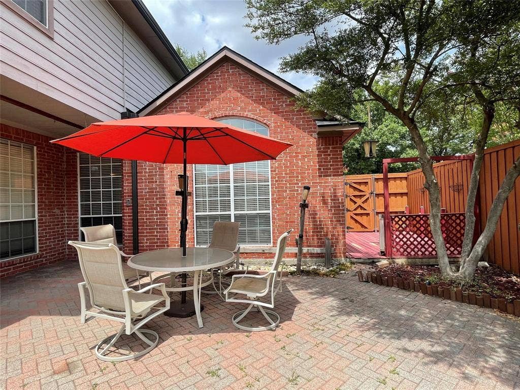 3816 Stockport Drive, Plano, TX 75025 3816 Stockport Drive, Plano, TX 75025