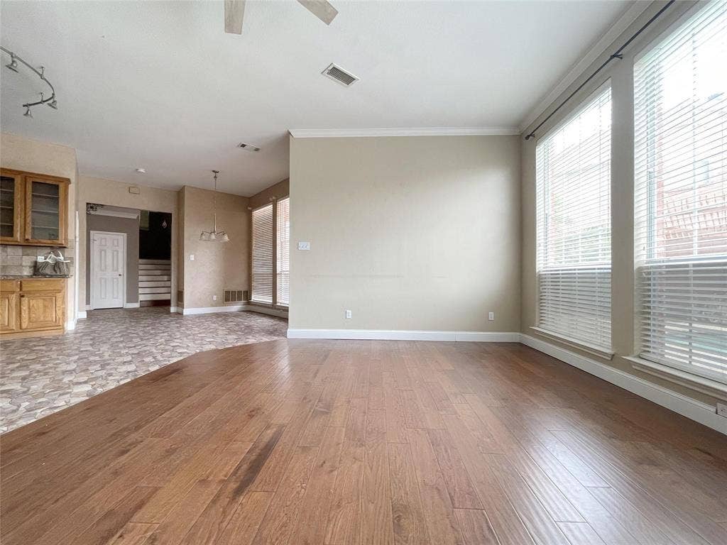 3816 Stockport Drive, Plano, TX 75025 3816 Stockport Drive, Plano, TX 75025
