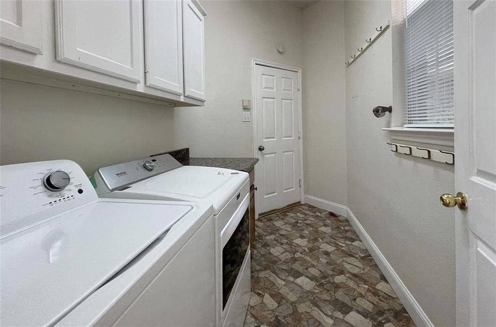 3816 Stockport Drive, Plano, TX 75025 3816 Stockport Drive, Plano, TX 75025