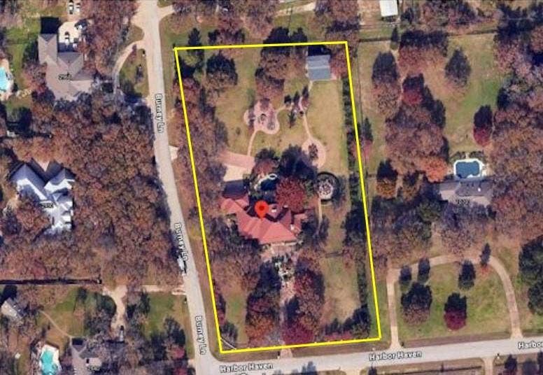 Property photo for 1060 Harbor Haven Street, Southlake, TX