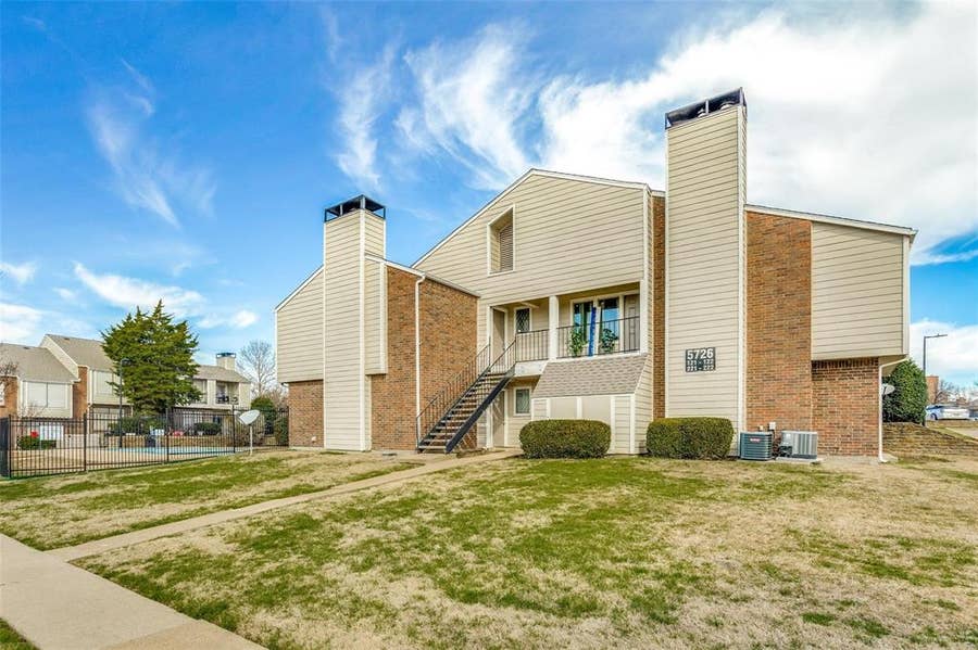 Property photo for 5726 Marvin Loving Drive, #221, Garland, TX
