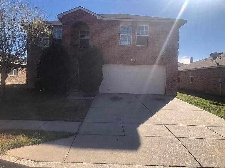 Property photo for 4309 Mayberry Lane, Fort Worth, TX